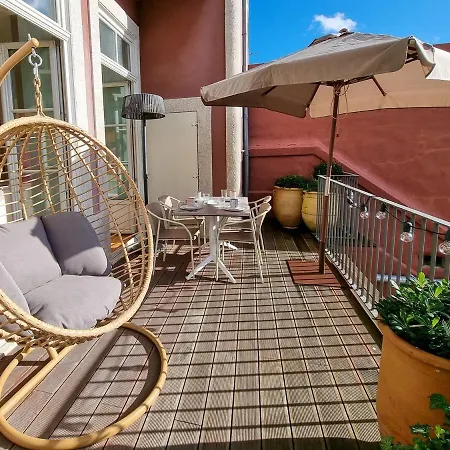 Stunning Flat With Private Balcony In Center 아파트 포르투