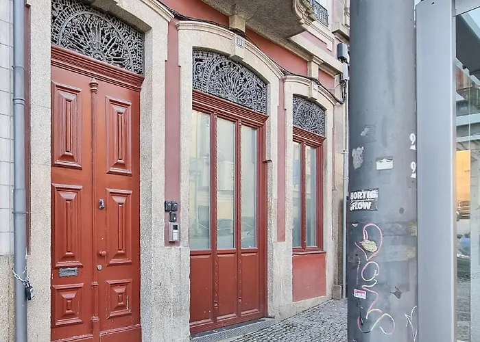 Stunning Flat With Private Balcony In Center Appartamento Oporto