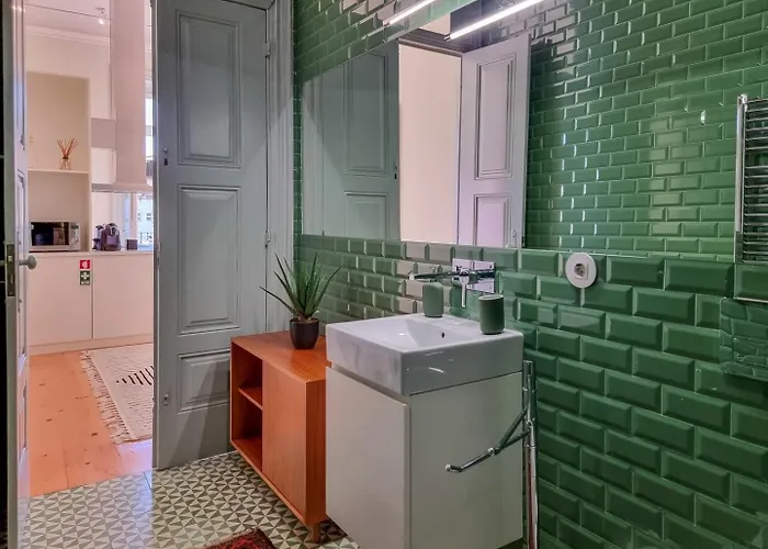 Appartamento Stunning Flat With Private Balcony In Center