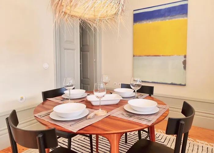 Appartamento Stunning Flat With Private Balcony In Center Oporto