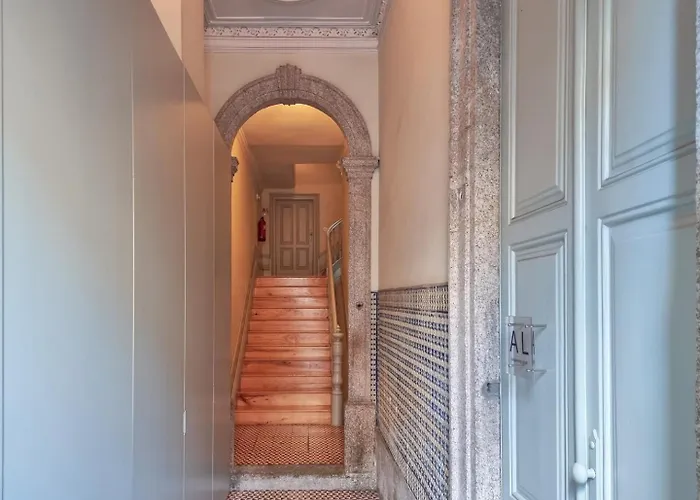 Stunning Flat With Private Balcony In Center Porto