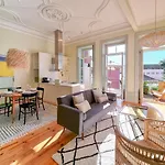 Stunning Flat With Private Balcony In Center Porto